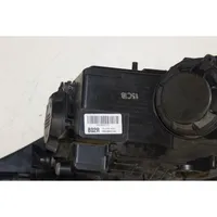 KIA Ceed Lampa przednia 92102A2020