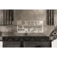 Volkswagen Golf V Polttoaineen ruiskutuksen ohjainlaite/moduuli 