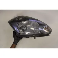 Daihatsu Sirion Lampa przednia 