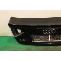 Audi A3 S3 8P Takaluukun/tavaratilan kansi 