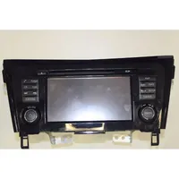 Nissan X-Trail T32 Panel / Radioodtwarzacz CD/DVD/GPS 