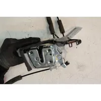 Nissan X-Trail T32 Rear door lock 