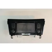 Nissan X-Trail T32 Panel / Radioodtwarzacz CD/DVD/GPS 