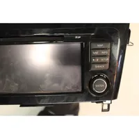 Nissan X-Trail T32 Panel / Radioodtwarzacz CD/DVD/GPS 