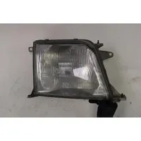 Toyota Land Cruiser (HDJ90) Lampa przednia 