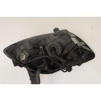 Toyota Yaris Lampa przednia 89903227