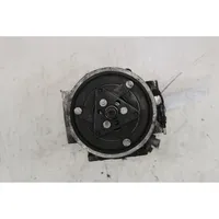 Dacia Logan I Air conditioning (A/C) compressor (pump) 