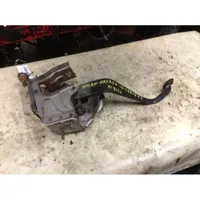 Nissan Navara D40 Clutch pedal 