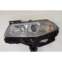 Renault Megane II Lampa przednia 