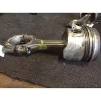 Nissan Patrol 260 Piston avec bielle 