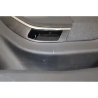 Ford Puma Boczki / Poszycie drzwi przednich 