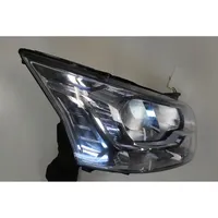 Ford Transit -  Tourneo Connect Lampa przednia 