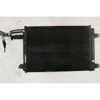 Volkswagen Jetta V Gaisa kondicioniera dzeses radiators 