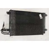 Volkswagen Jetta V Gaisa kondicioniera dzeses radiators 