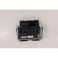 Toyota Yaris Radio/CD/DVD/GPS-pääyksikkö 86120-0D490