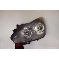 Opel Corsa D Lampa przednia 