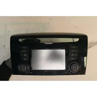 Lancia Ypsilon Panel / Radioodtwarzacz CD/DVD/GPS 07357104860