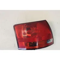 Audi A4 S4 B7 8E 8H Luci posteriori 8E9945095C