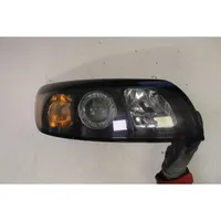 Volvo C30 Lampa przednia 