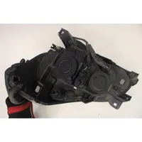 Renault Clio III Lampa przednia 