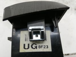 Chevrolet Captiva Przycisk / Pokrętło regulacji świateł UG8F23