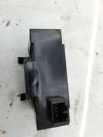 Chevrolet Captiva Door central lock control unit/module 25938218