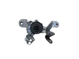 Volkswagen Touareg II Staffa/supporto di montaggio del filtro carburante 7P6127224