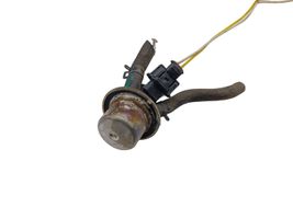 Mercedes-Benz E W212 Fuel pressure sensor 0444025005