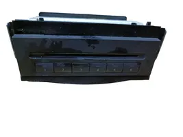 Mercedes-Benz R W251 CD/DVD changer 