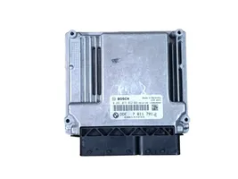 BMW 1 E82 E88 Sterownik / Moduł ECU DDE7811701