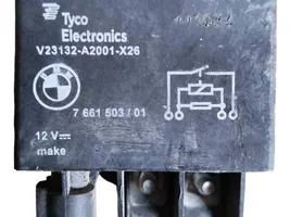 BMW 5 F10 F11 Jäähdytyspuhaltimen rele 7661503