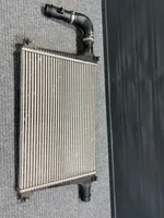 Audi SQ7 Chłodnica powietrza doładowującego / Intercooler ED668003