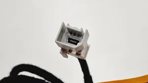 Ford Kuga II Connettore plug in USB GL3T-14G332-AA