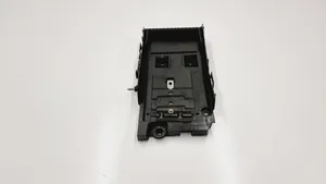 Ford Mondeo MK V Ящик аккумулятора DG93-10723-AE