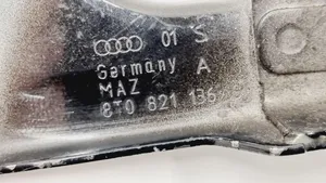 Audi A5 8T 8F Fender mounting bracket 8T0821136