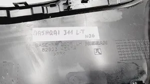 Nissan Qashqai Rivestimento del pannello della portiera posteriore 82923-4EA1A