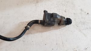 Volkswagen PASSAT B5 Alipainepumppu 028207A