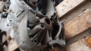 Volvo S40 Mechaninė 6 pavarų dėžė 4M5R7002CE