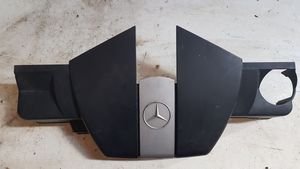 Mercedes-Benz S W220 Variklio dangtis (apdaila) A1120100467