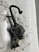 Audi A4 S4 B6 8E 8H Polttoaineen ruiskutuksen suurpainepumppu 038145209c