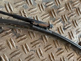 Volvo XC70 Front wiper blade arm 