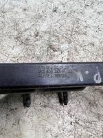 Audi A8 S8 D3 4E Supporto di montaggio del parafango 4E0805463F