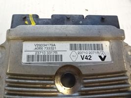 Renault Clio IV Sterownik / Moduł ECU 237103317R