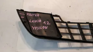 Lancia Ypsilon Mascherina inferiore del paraurti anteriore 735305937