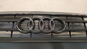 Audi A3 S3 8V Maskownica / Grill / Atrapa górna chłodnicy 8V5853651