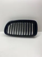 BMW 5 F10 F11 Front bumper upper radiator grill 7200727