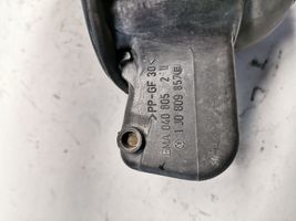 Volkswagen Golf IV Bouchon, volet de trappe de réservoir à carburant 1J0809857