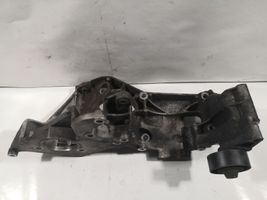 Volkswagen Golf IV Support de générateur / alternateur 038903143B