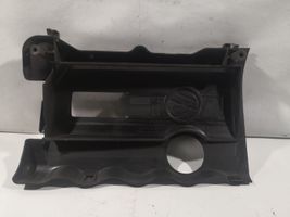 Audi A4 S4 B5 8D Variklio dangtis (apdaila) 058103724D