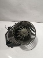 Volkswagen PASSAT B5 Ventola riscaldamento/ventilatore abitacolo 740221233F